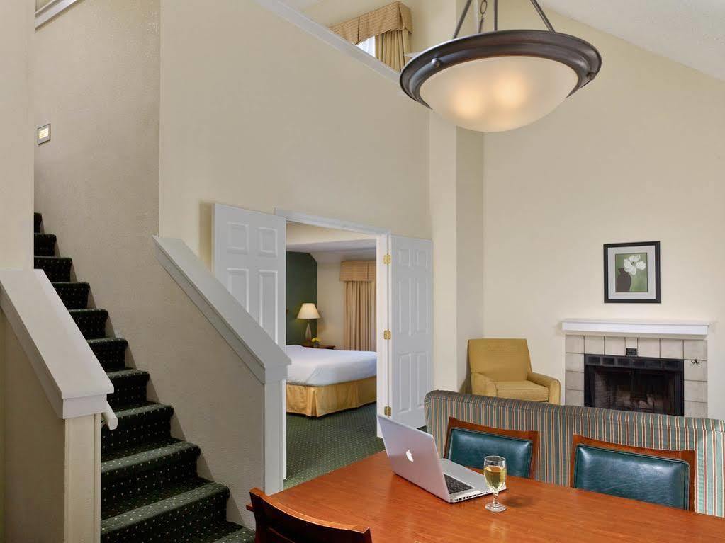 Sonesta Es Suites Cleveland Westlake Extérieur photo