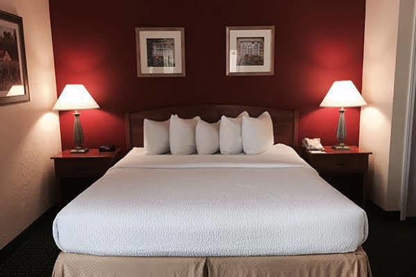 Sonesta Es Suites Cleveland Westlake Extérieur photo
